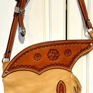 Rocking Bar L Texas Leather Works Brown & Tan Leather Fringe Shoulder Bag